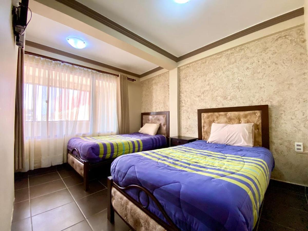 אויוני Las Tholas Hotel מראה חיצוני תמונה