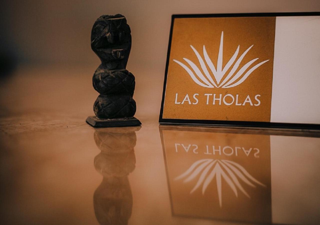 אויוני Las Tholas Hotel מראה חיצוני תמונה
