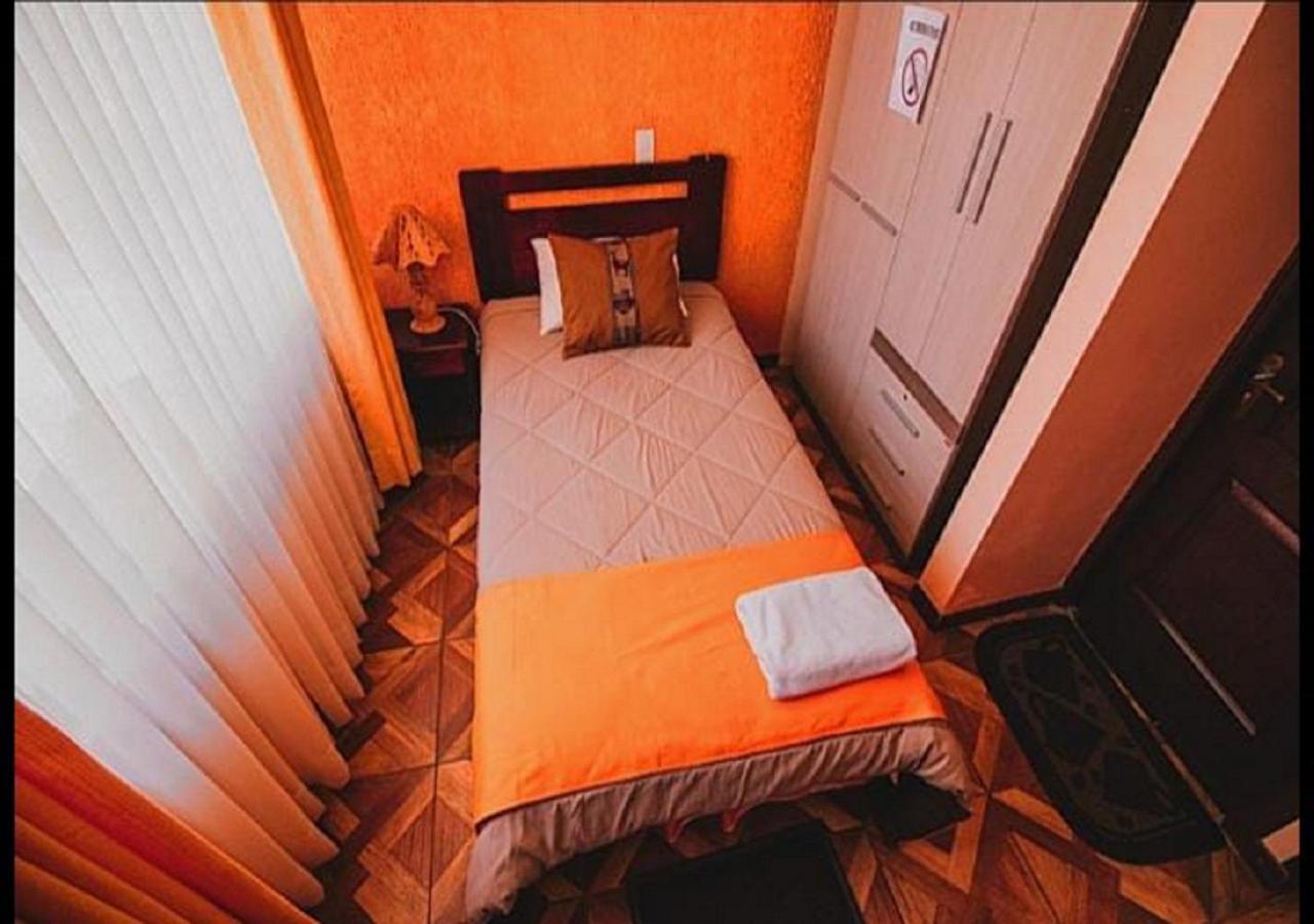 אויוני Las Tholas Hotel מראה חיצוני תמונה